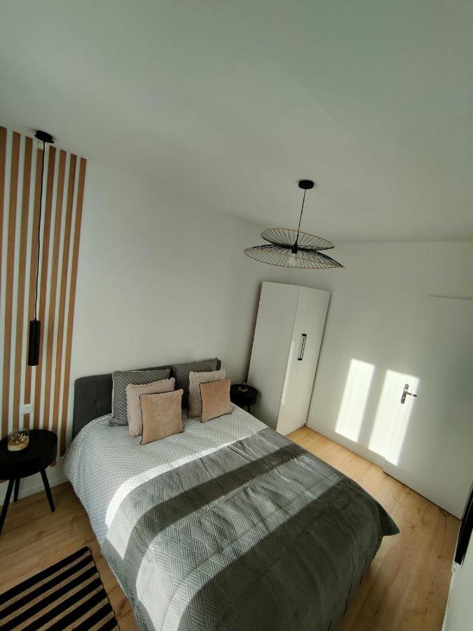 Superbe Appartement Proche La Defense Et Paris Bezons Luaran gambar